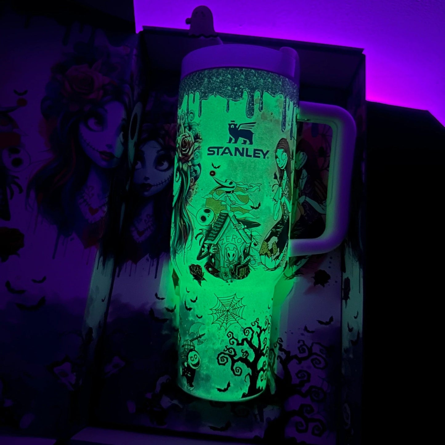 🔥40oz sally x jack Skellington Tumbler Noctilucent 🚚 Free shipping - Luxlany